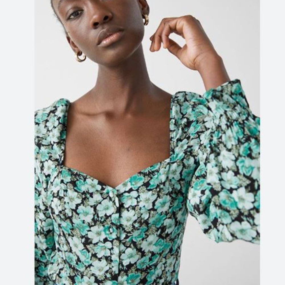 & Other Stories Ruffled Cuff Button Up Top S